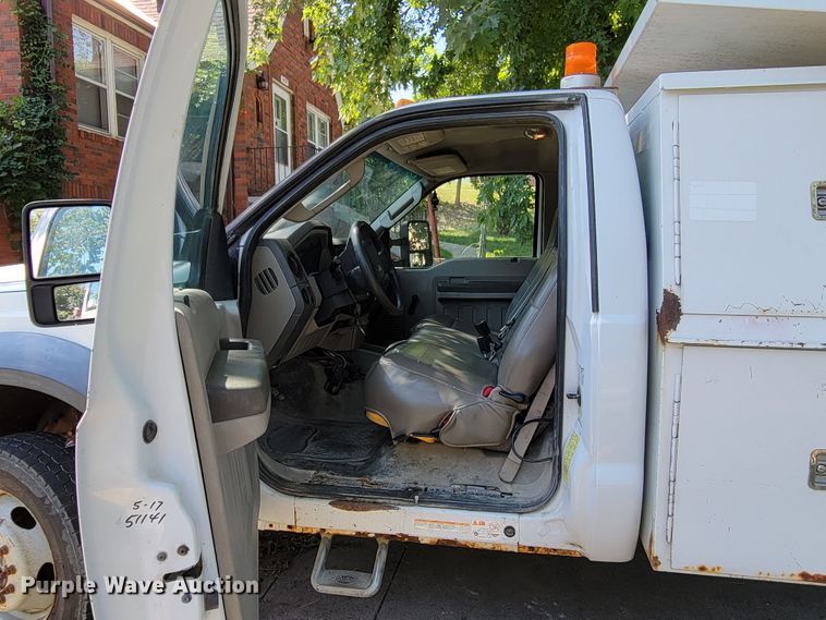 image for item DM8009 2008 Ford F550 Super Duty XL dump truck