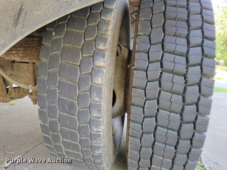 image for item DM8009 2008 Ford F550 Super Duty XL dump truck