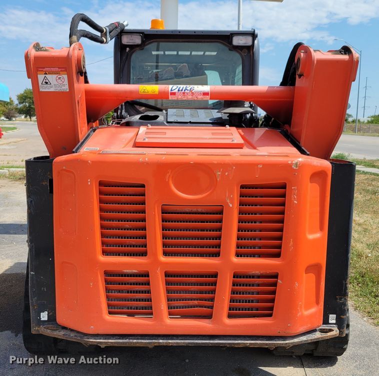 image for item DM8010 2017 Kubota SVL95-2S  tracked skid steer loader