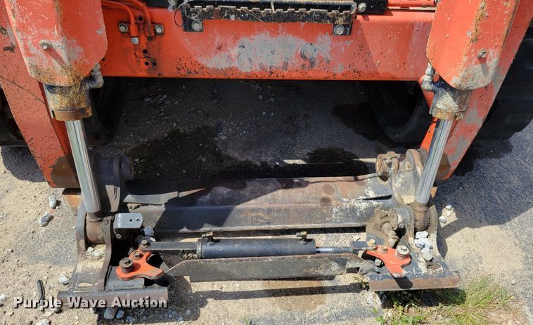 image for item DM8010 2017 Kubota SVL95-2S  tracked skid steer loader