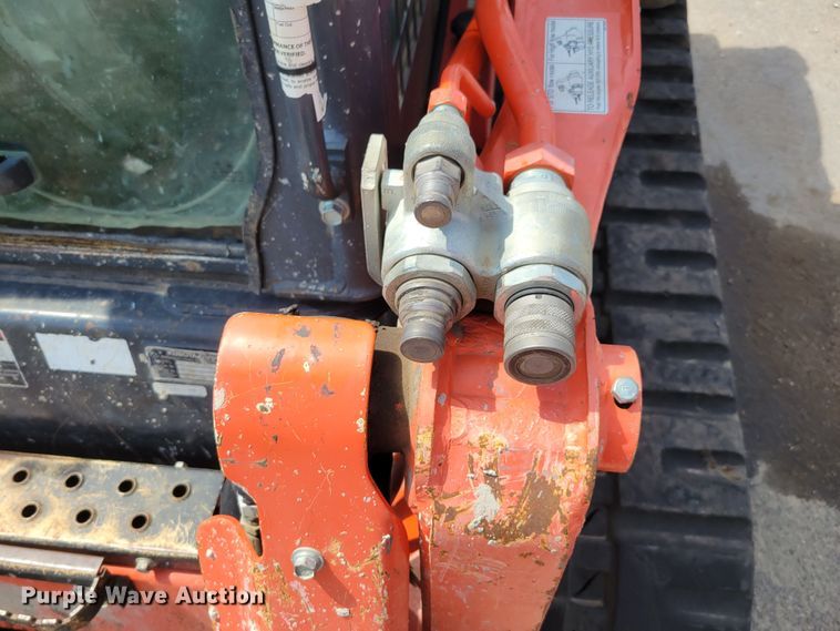 image for item DM8010 2017 Kubota SVL95-2S  tracked skid steer loader