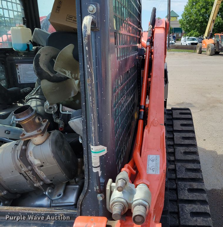 image for item DM8010 2017 Kubota SVL95-2S  tracked skid steer loader