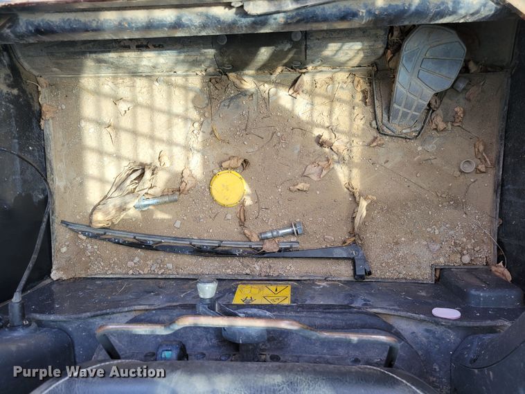 image for item DM8010 2017 Kubota SVL95-2S  tracked skid steer loader