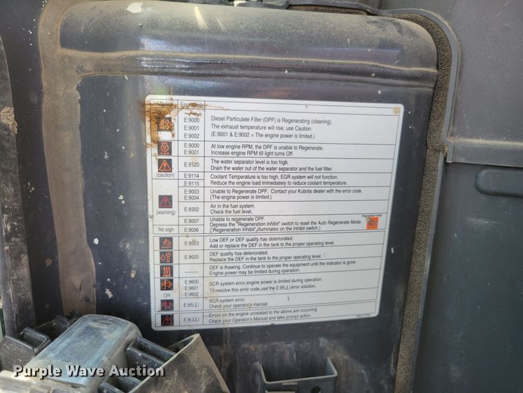 image for item DM8010 2017 Kubota SVL95-2S  tracked skid steer loader