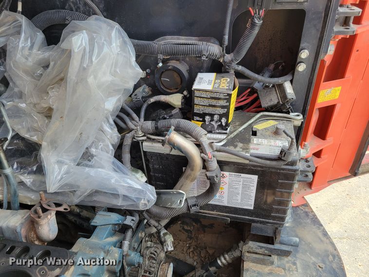 image for item DM8010 2017 Kubota SVL95-2S  tracked skid steer loader