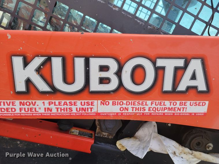 image for item DM8010 2017 Kubota SVL95-2S  tracked skid steer loader