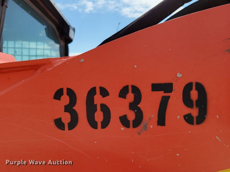 image for item DM8010 2017 Kubota SVL95-2S  tracked skid steer loader