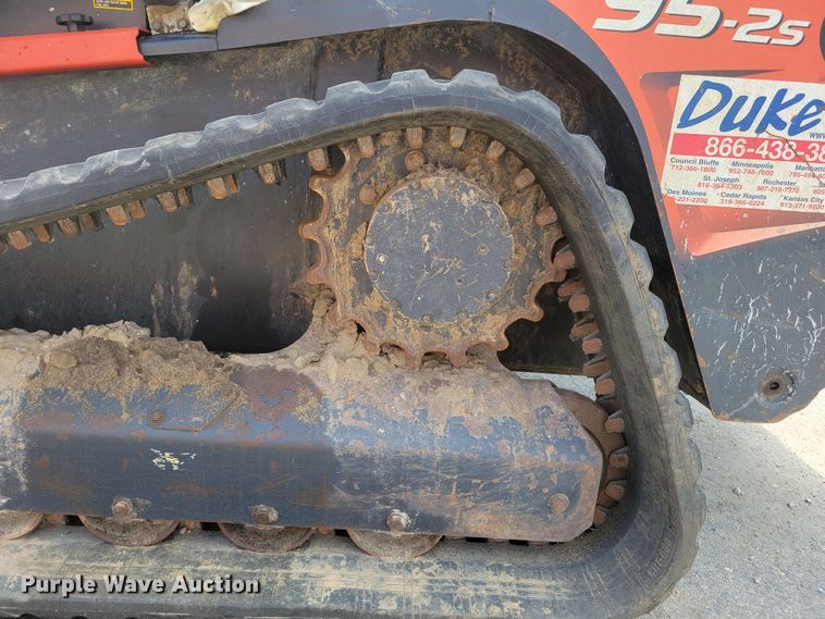 image for item DM8010 2017 Kubota SVL95-2S  tracked skid steer loader