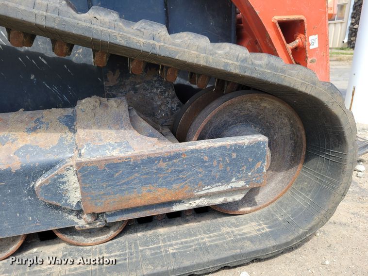 image for item DM8010 2017 Kubota SVL95-2S  tracked skid steer loader