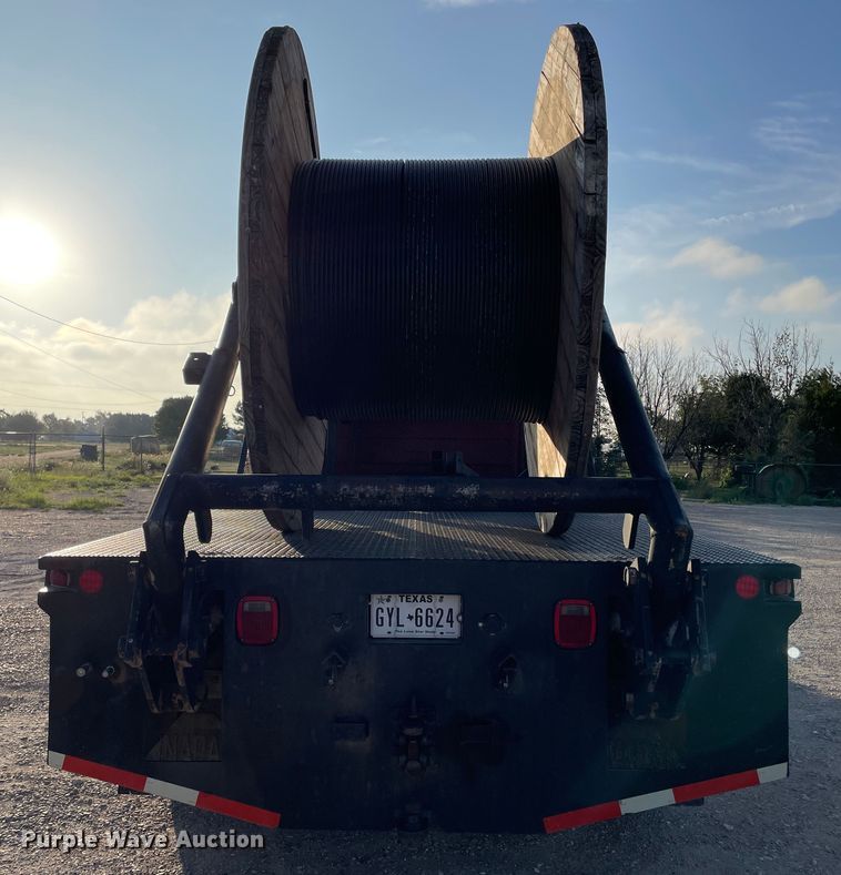 image for item DN5138 1995 Freightliner FL70  Figure 8 fiber optic reel truck