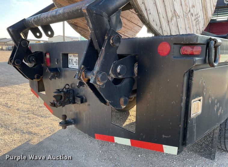 image for item DN5138 1995 Freightliner FL70  Figure 8 fiber optic reel truck