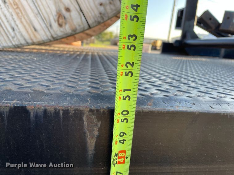 image for item DN5138 1995 Freightliner FL70  Figure 8 fiber optic reel truck