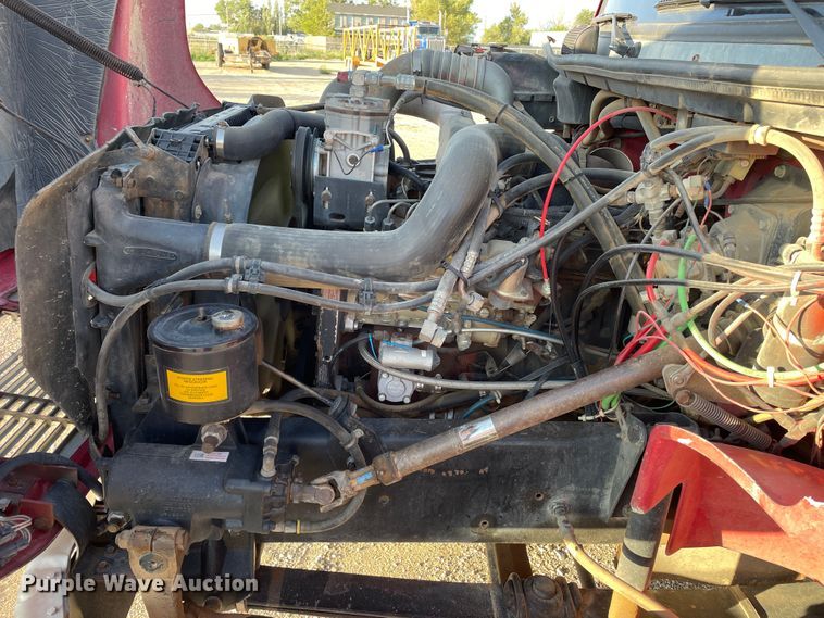 image for item DN5138 1995 Freightliner FL70  Figure 8 fiber optic reel truck