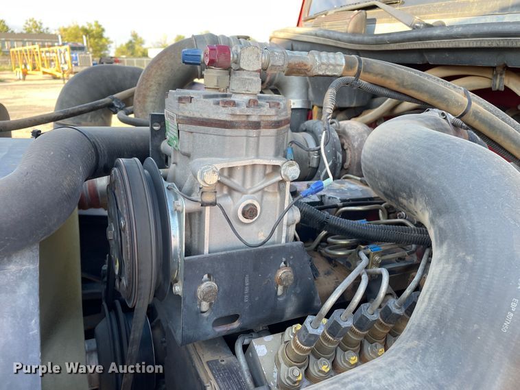 image for item DN5138 1995 Freightliner FL70  Figure 8 fiber optic reel truck