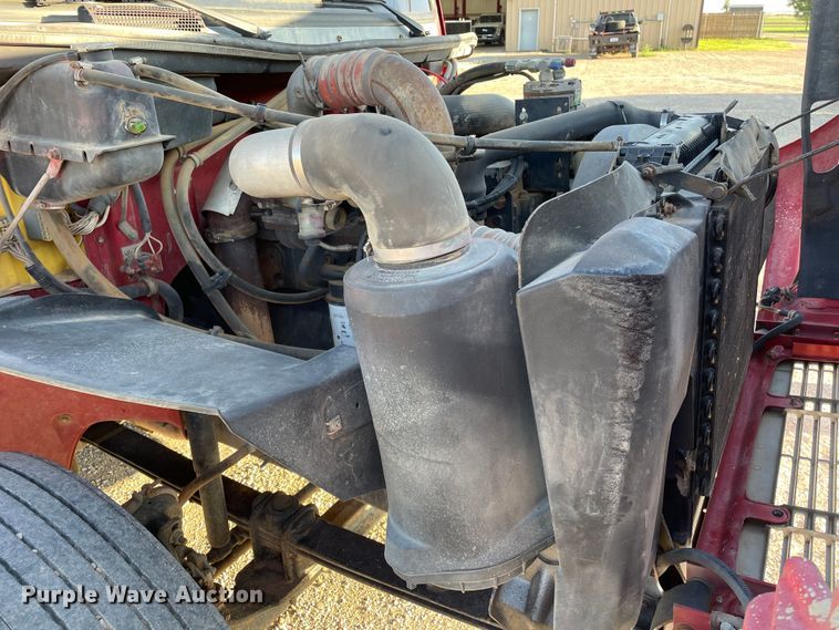 image for item DN5138 1995 Freightliner FL70  Figure 8 fiber optic reel truck