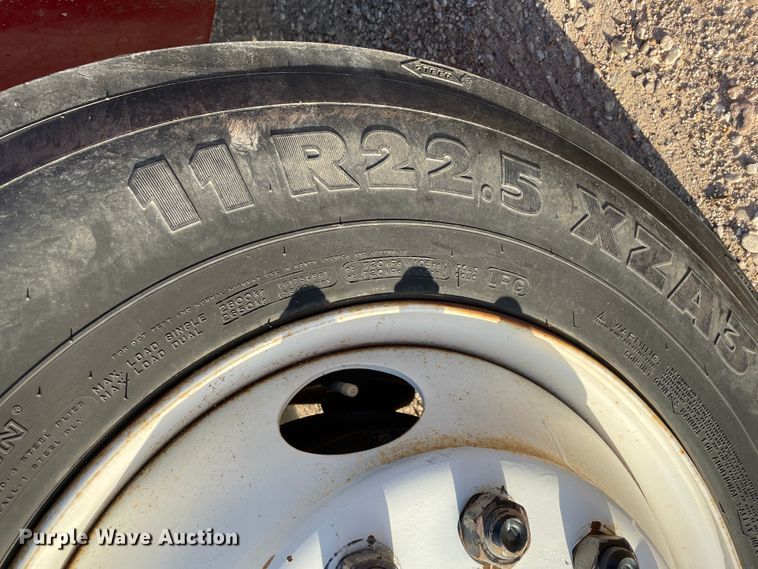 image for item DN5138 1995 Freightliner FL70  Figure 8 fiber optic reel truck