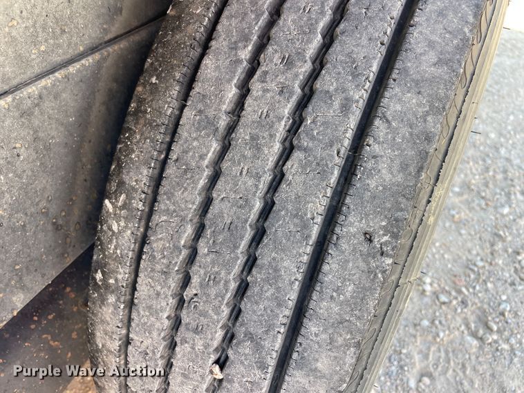 image for item DN5140 2010 Belshe BF9T  equipment trailer