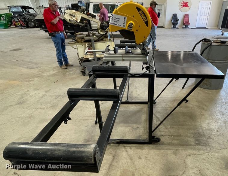 image for item DN5142 DeWalt D28715  metal cutting saw