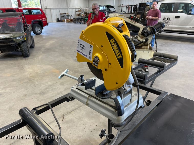 image for item DN5142 DeWalt D28715  metal cutting saw