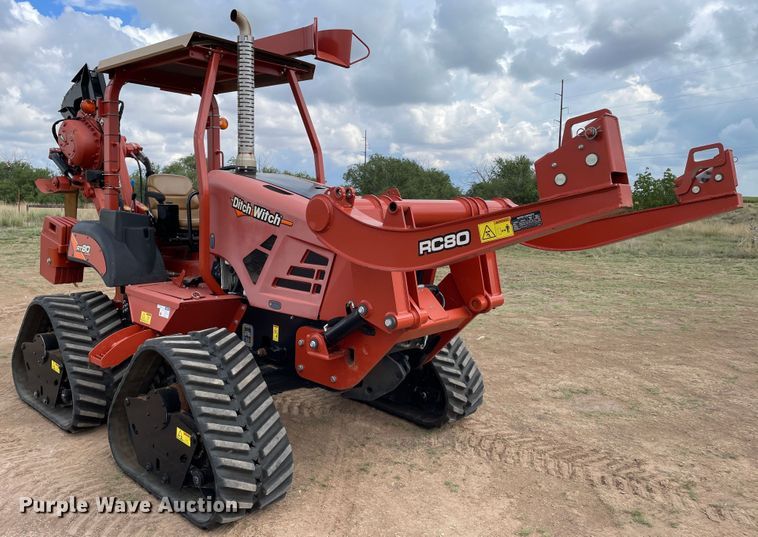 image for item DN5157 2017 Ditch Witch RT80 Quad  vibratory cable plow