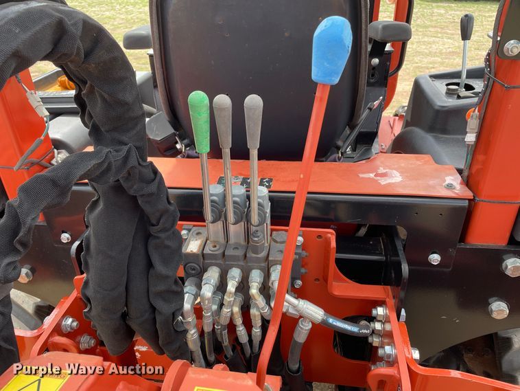 image for item DN5157 2017 Ditch Witch RT80 Quad  vibratory cable plow