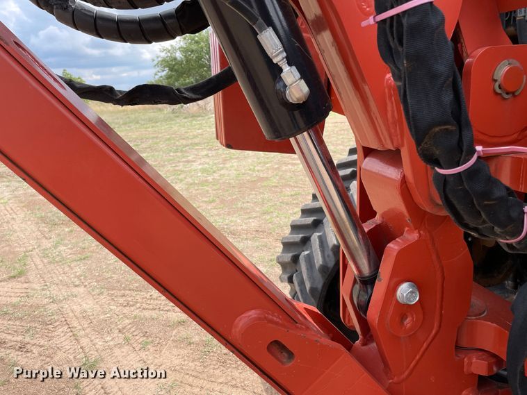 image for item DN5157 2017 Ditch Witch RT80 Quad  vibratory cable plow