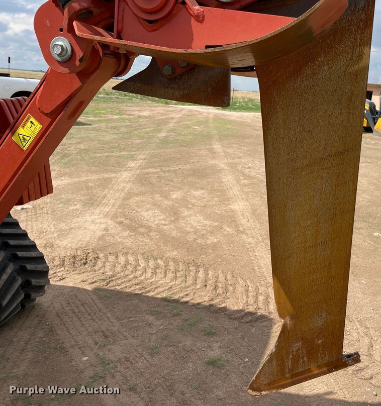 image for item DN5157 2017 Ditch Witch RT80 Quad  vibratory cable plow