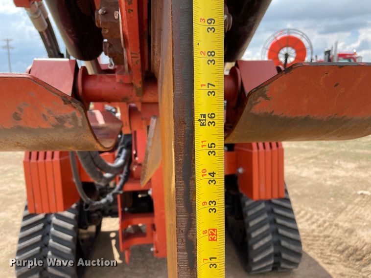 image for item DN5157 2017 Ditch Witch RT80 Quad  vibratory cable plow