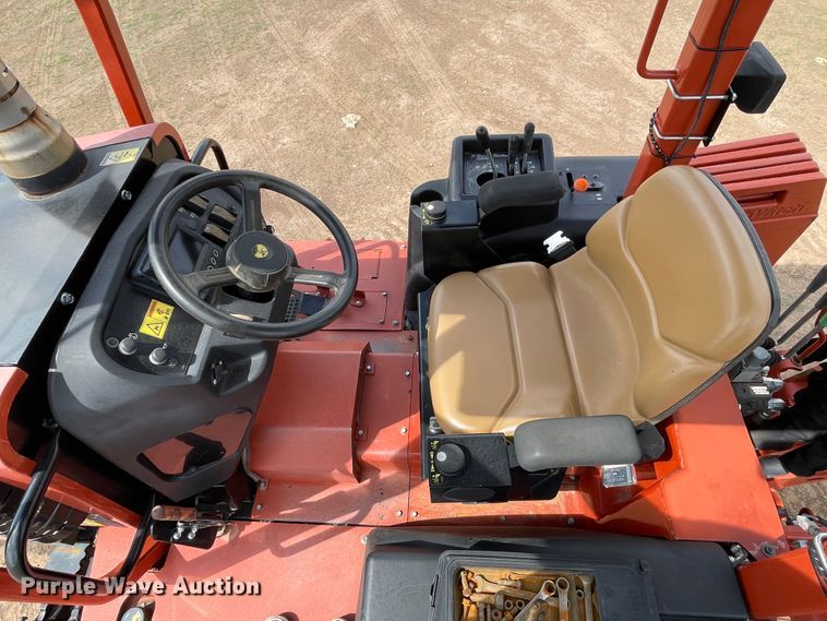 image for item DN5157 2017 Ditch Witch RT80 Quad  vibratory cable plow