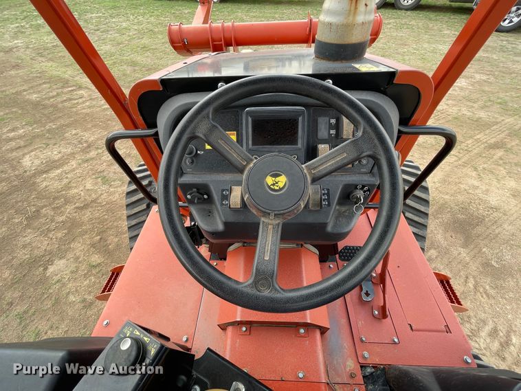 image for item DN5157 2017 Ditch Witch RT80 Quad  vibratory cable plow