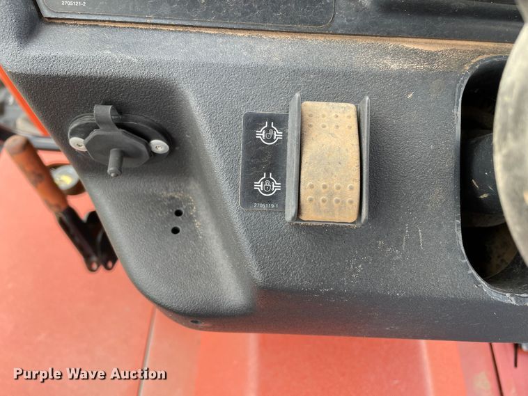 image for item DN5157 2017 Ditch Witch RT80 Quad  vibratory cable plow