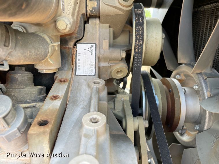 image for item DN5157 2017 Ditch Witch RT80 Quad  vibratory cable plow