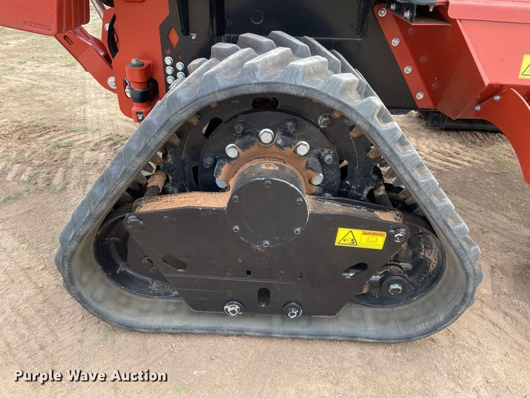 image for item DN5157 2017 Ditch Witch RT80 Quad  vibratory cable plow