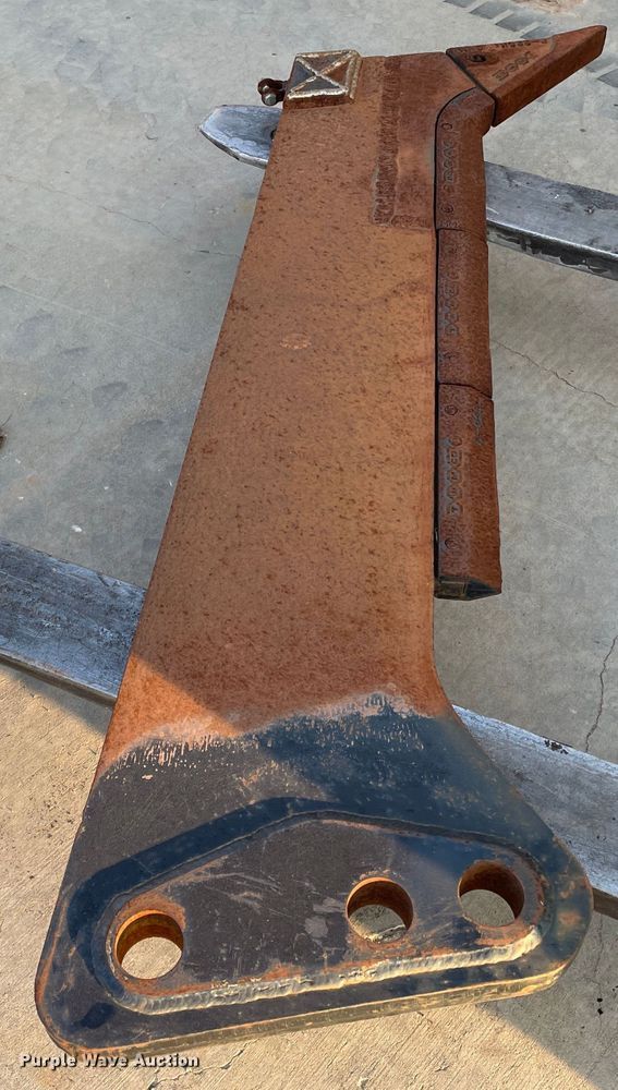 image for item DN5157 2017 Ditch Witch RT80 Quad  vibratory cable plow