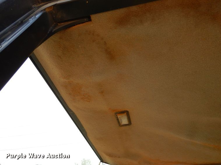 image for item DO1446 2005 Caterpillar CS-563E  single drum vibratory roller