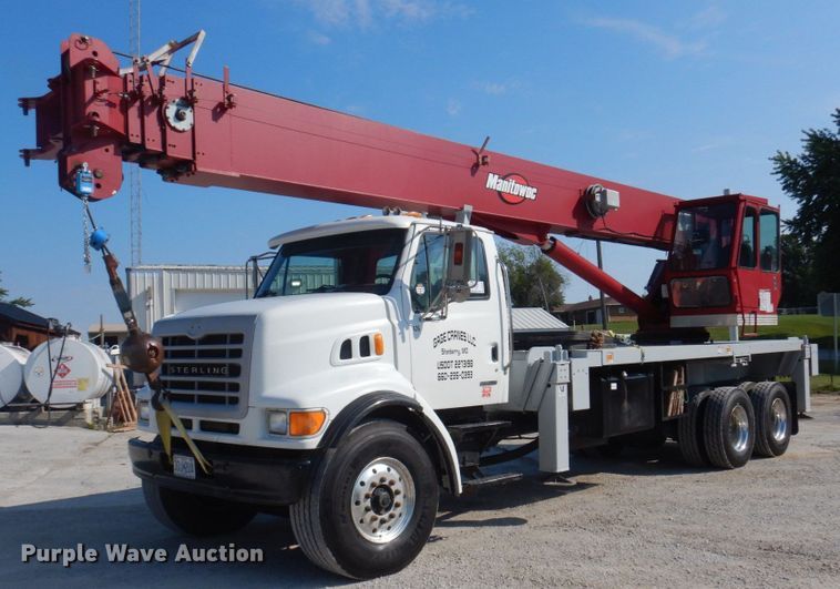image for item DP0305 2003 Sterling L9500  crane truck