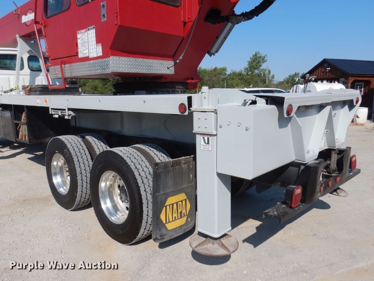 image for item DP0305 2003 Sterling L9500  crane truck