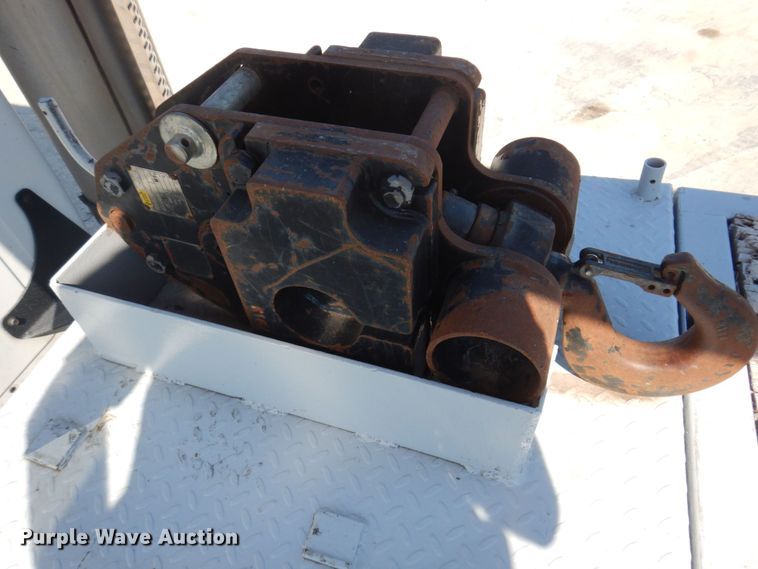 image for item DP0305 2003 Sterling L9500  crane truck