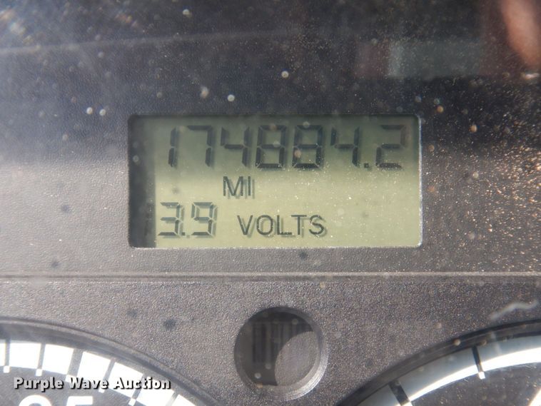 image for item DP0305 2003 Sterling L9500  crane truck