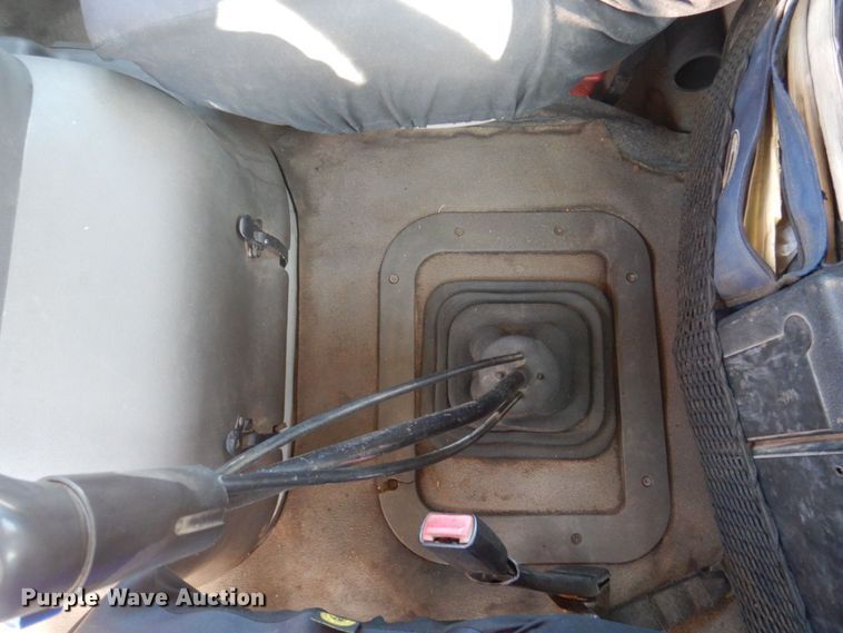 image for item DP0305 2003 Sterling L9500  crane truck