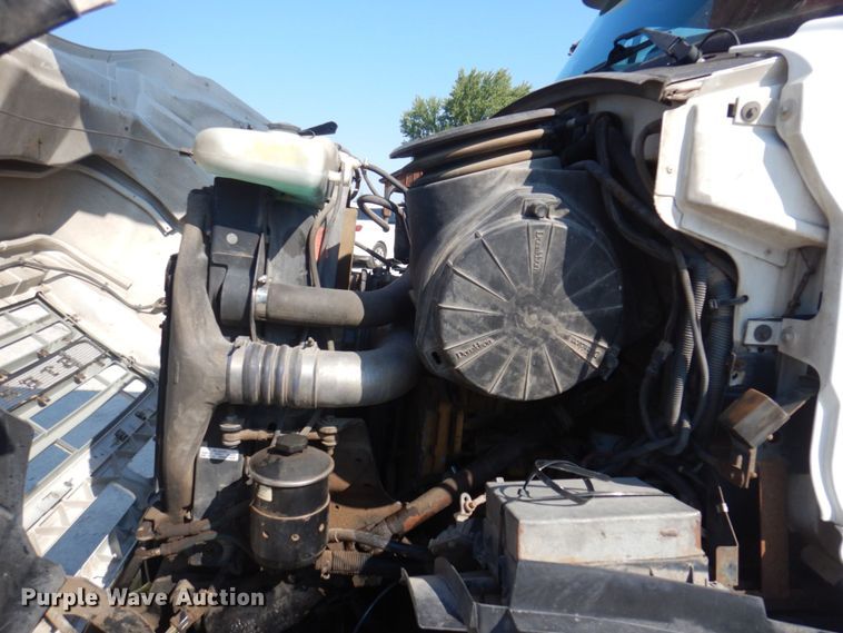 image for item DP0305 2003 Sterling L9500  crane truck