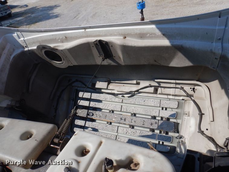 image for item DP0305 2003 Sterling L9500  crane truck