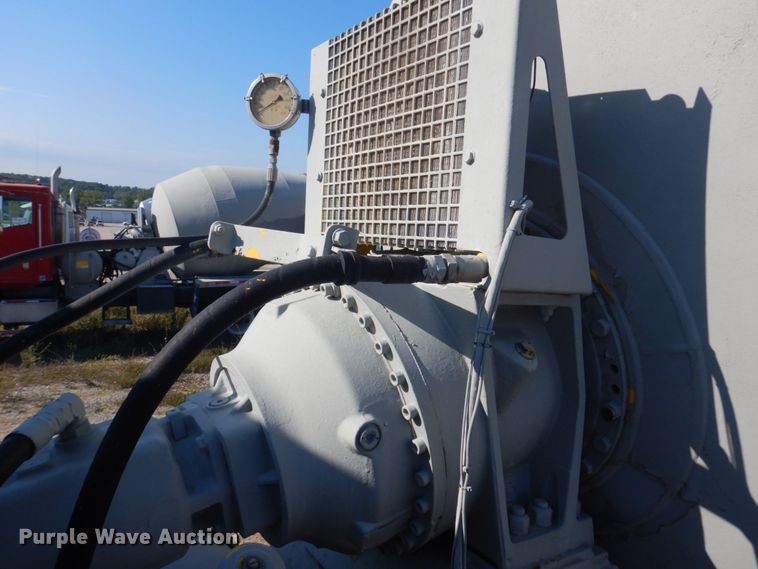 image for item DP0308 2000 International 5500i  ready mix truck