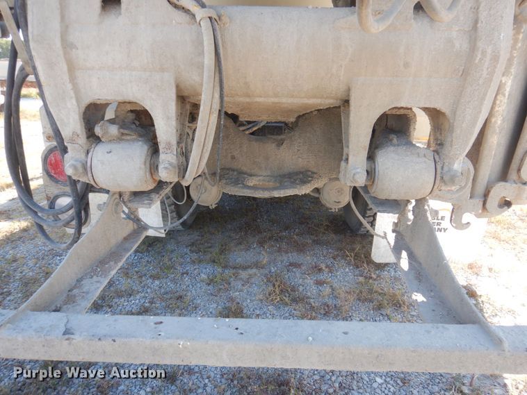 image for item DP0308 2000 International 5500i  ready mix truck