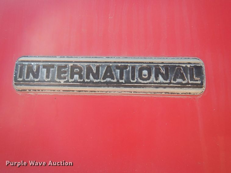 image for item DP0308 2000 International 5500i  ready mix truck