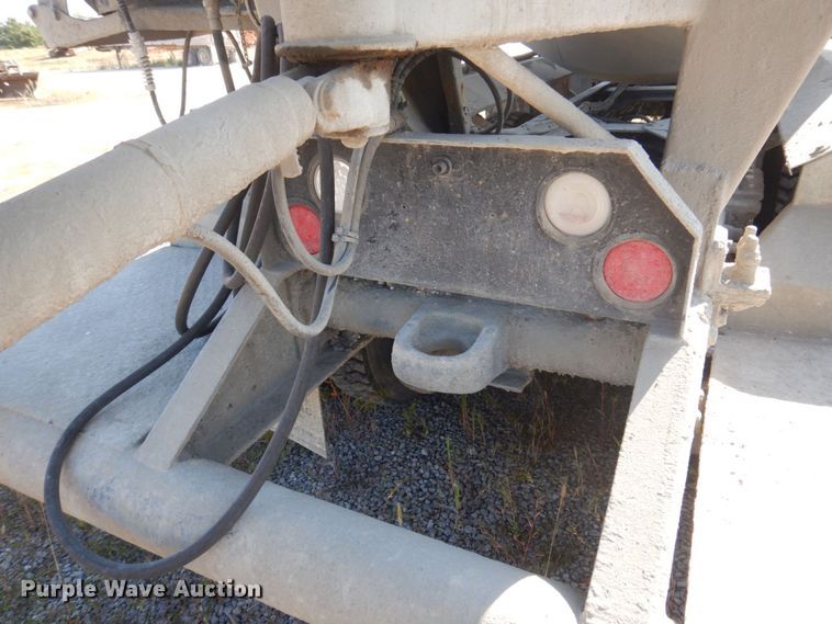 image for item DP0309 2004 International 5600i  ready mix truck