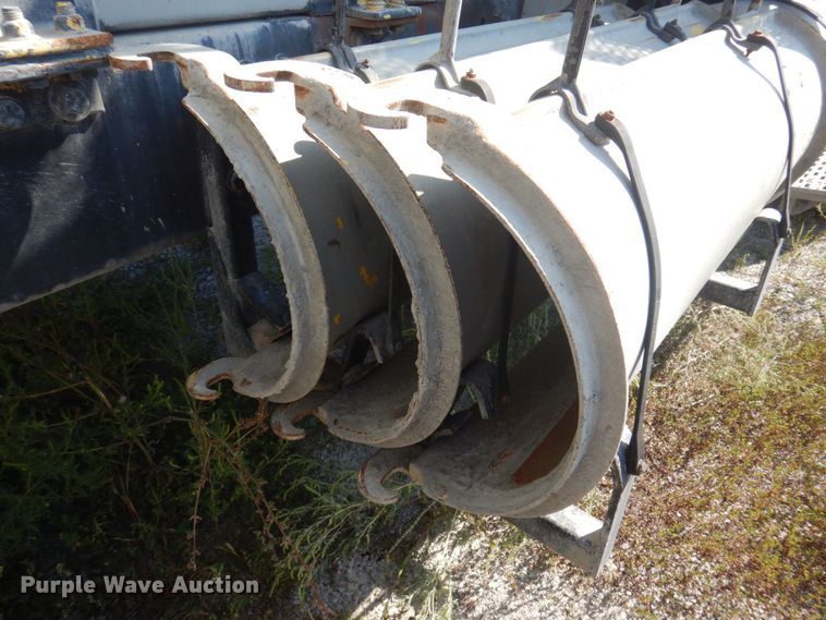 image for item DP0309 2004 International 5600i  ready mix truck