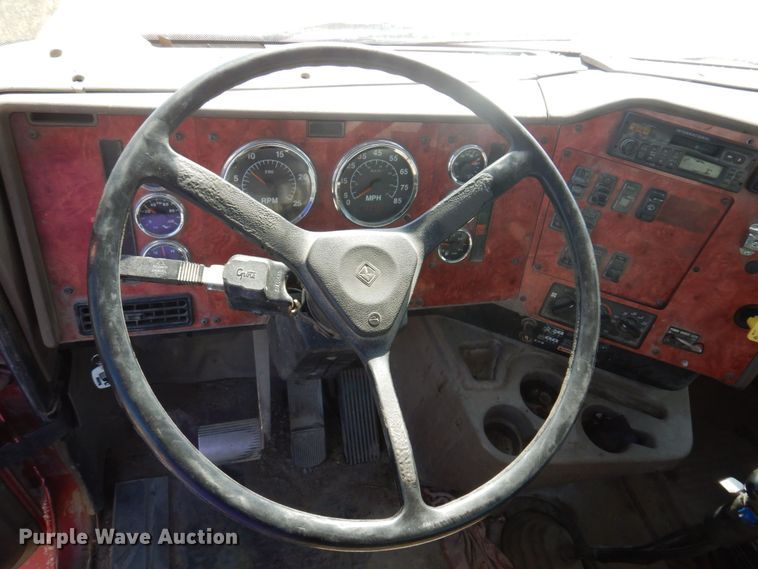 image for item DP0309 2004 International 5600i  ready mix truck