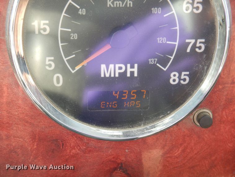 image for item DP0309 2004 International 5600i  ready mix truck