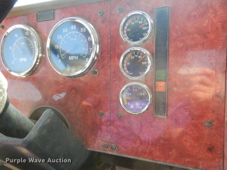 image for item DP0309 2004 International 5600i  ready mix truck